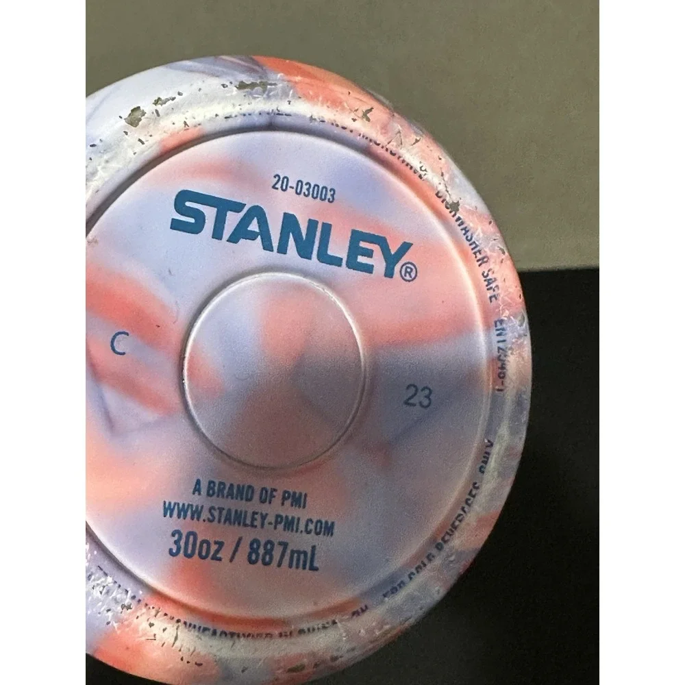 Stanley Ice Flow Pool Swirl 30 Oz ( Missing Straw ) - Picture 6 of 7